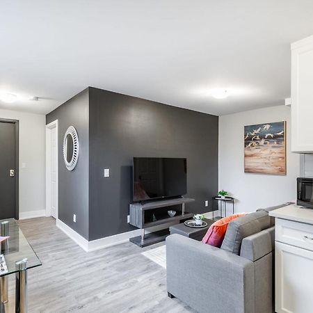 1Br Basement Condo - James Street Hamilton Kültér fotó